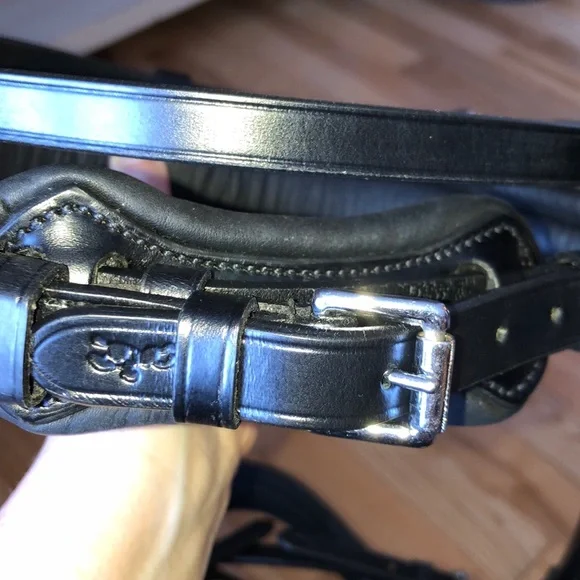 Schockemohle Anatomical Dressage Bridle - Picture 4 of 6